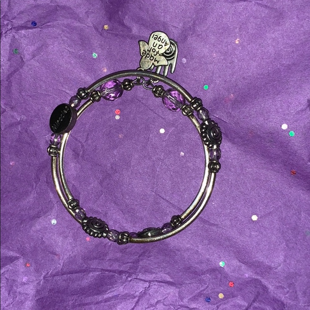 Beautiful Wraparound Bangls
